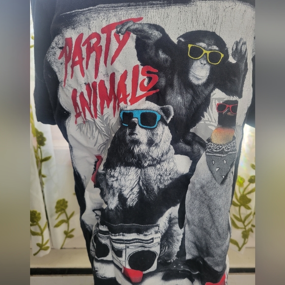 Hybrid Tees Party Animals graphic tshirt bear penguin chimpanzee Small black - Picture 3 of 5